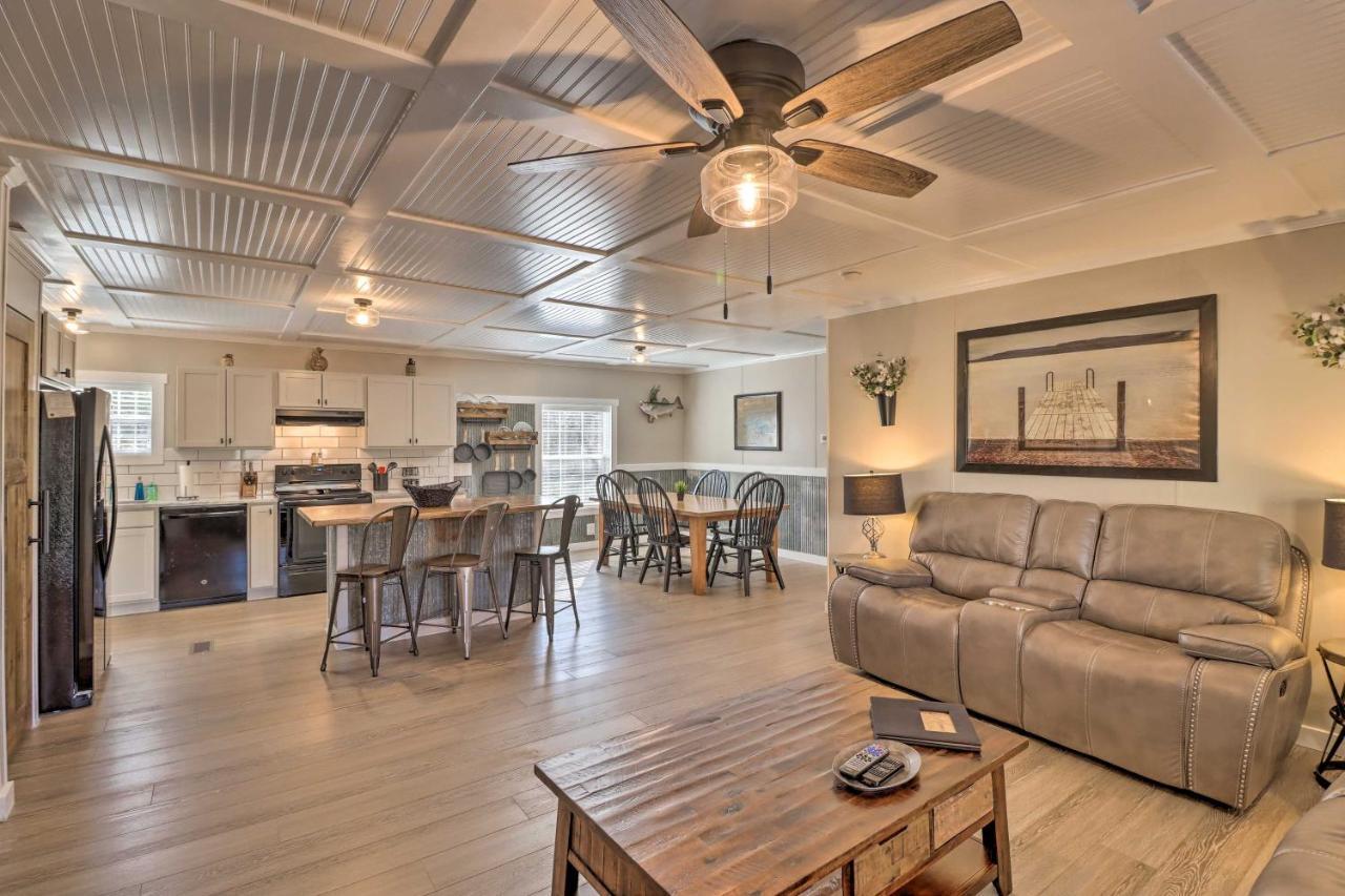 Lakefront Greers Ferry Cabin With Covered Boat Slip! Fairfield Bay Εξωτερικό φωτογραφία